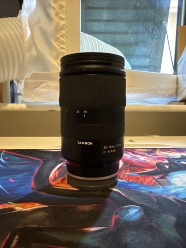 Tamron 75mm di iii rxd - f2.8,